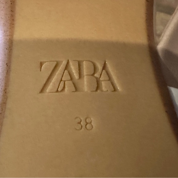 Zara White Slingback Heels - Picture 2 of 3